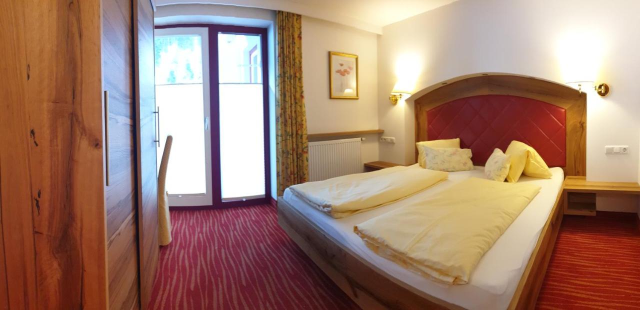 Alpenrose Hotel-Garni แกร์ลอส ห้อง รูปภาพ