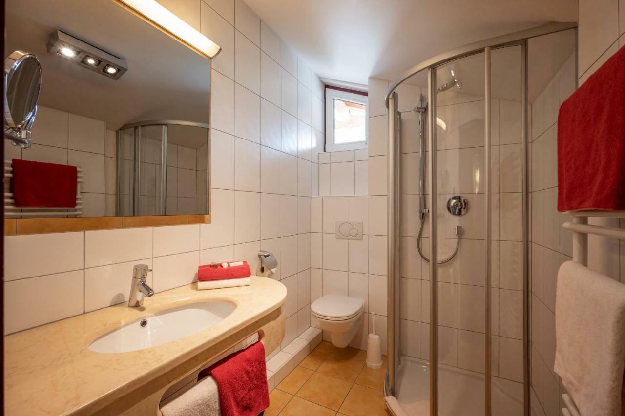 Alpenrose Hotel-Garni แกร์ลอส ภายนอก รูปภาพ